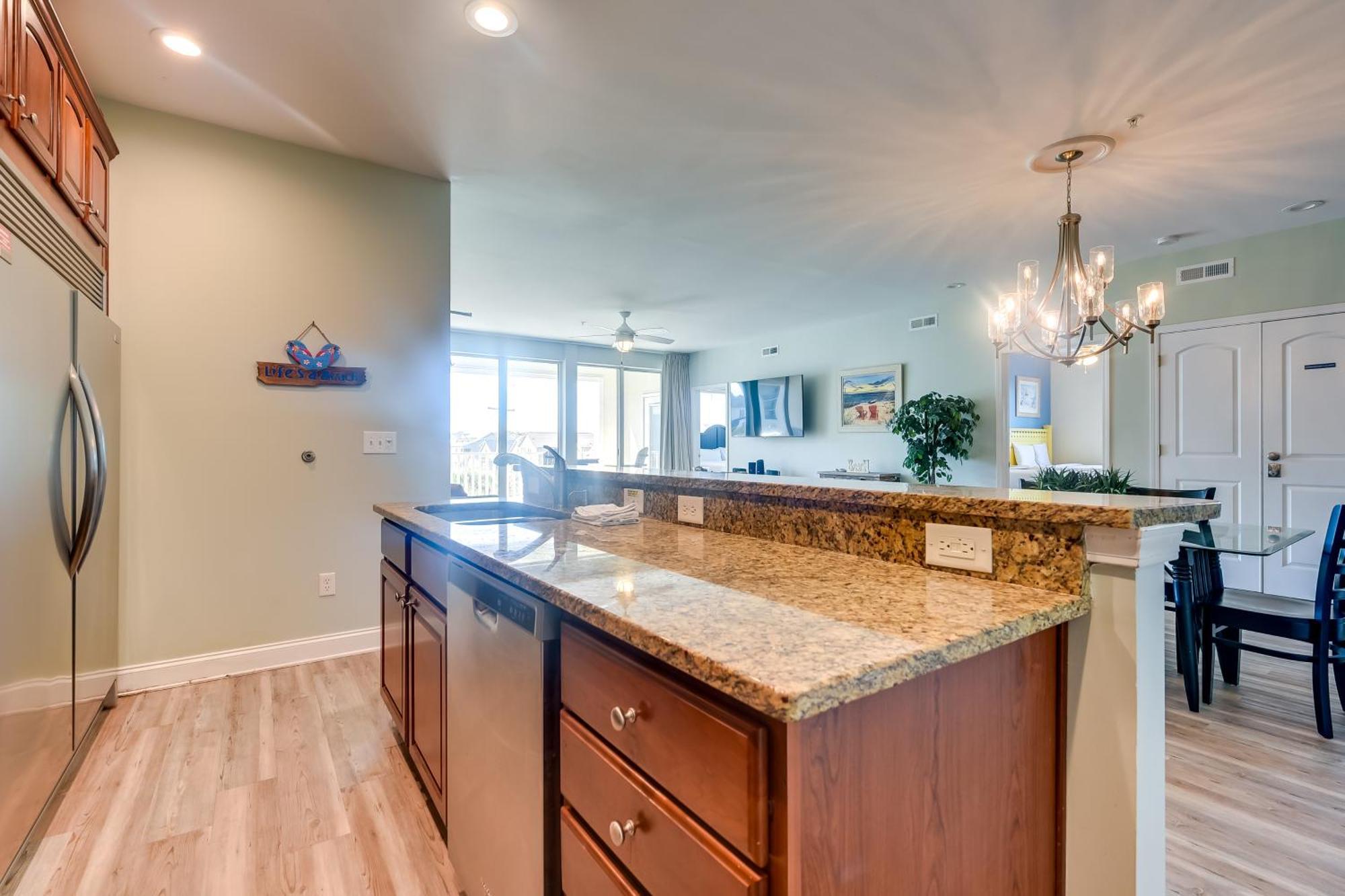 Roomy North Myrtle Beach Condo, Walk To Beach Exterior foto